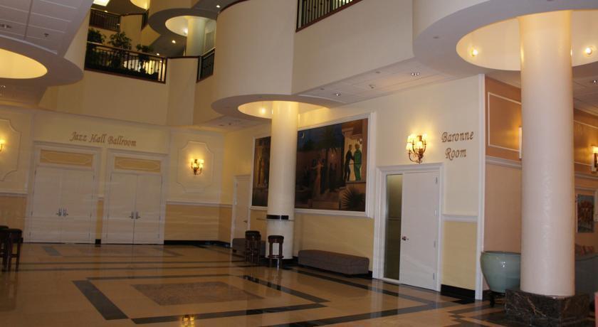 Wyndham Garden Baronne Plaza Hotel New Orleans Bagian luar foto